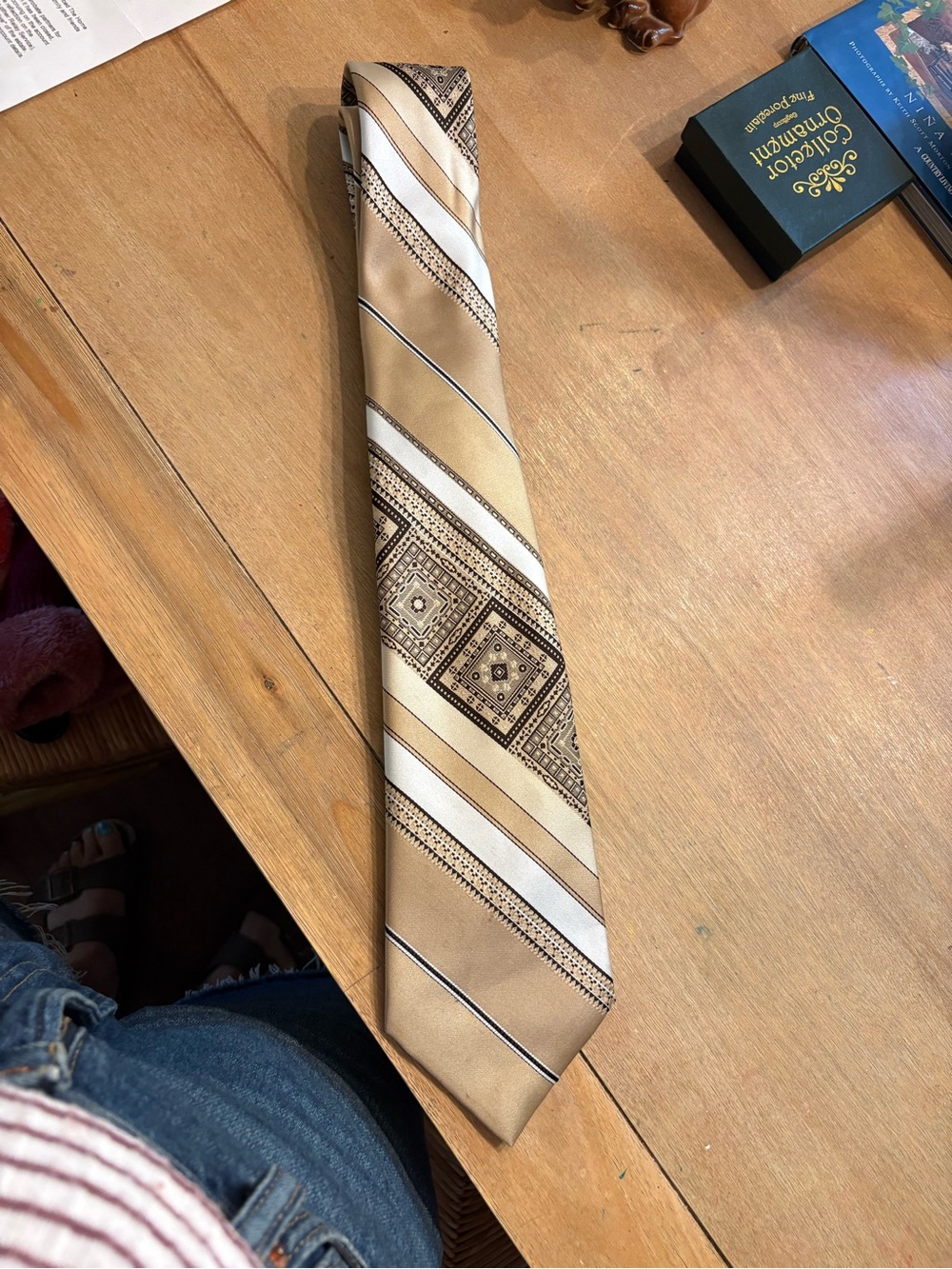 Elegant Beige Patterned Men's Tie - Neutral Beige & White. Don Loper. 100% silk